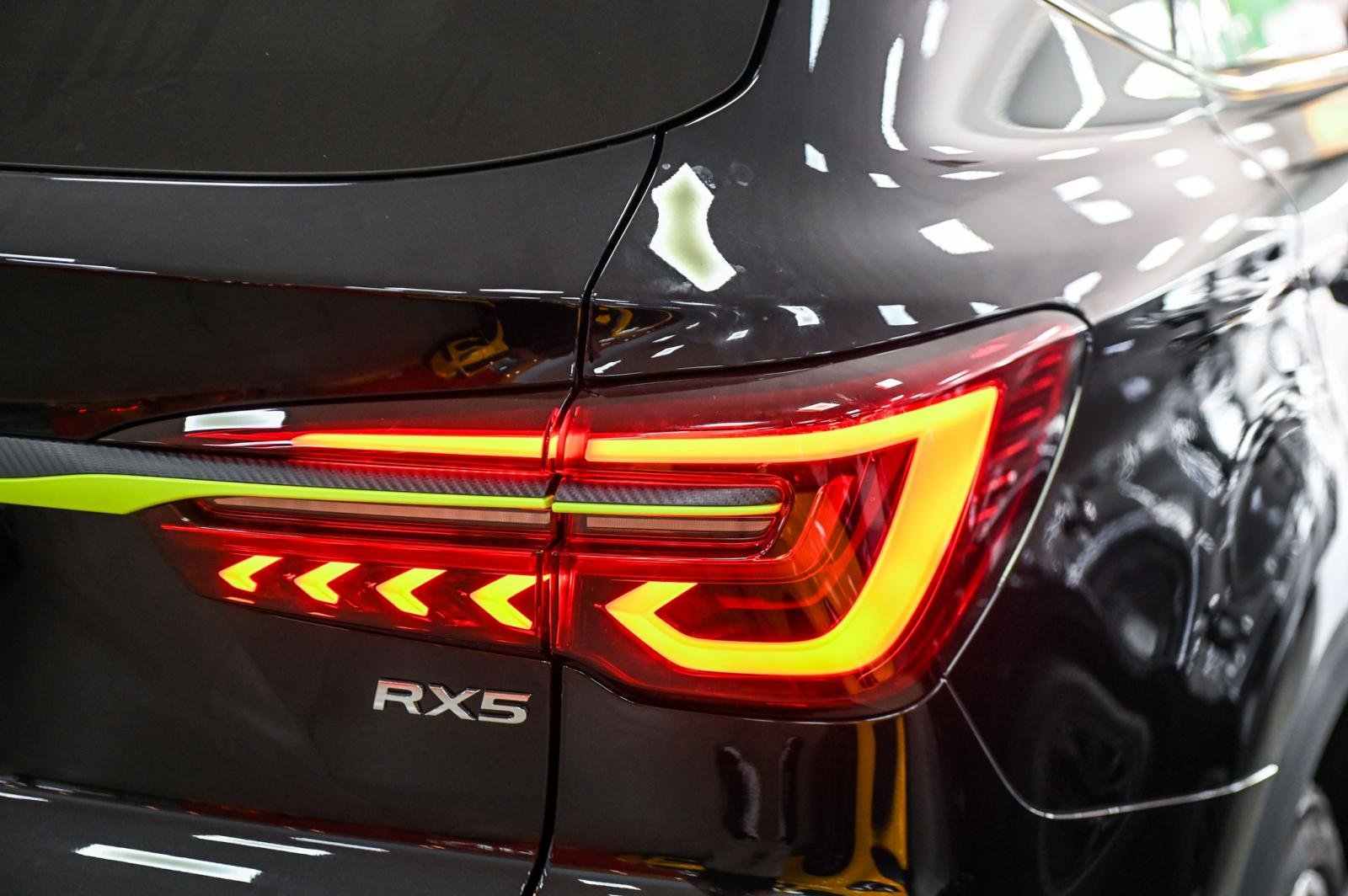 Đèn hậu xe MG RX5 tạo hình cuốn hút như xe sang