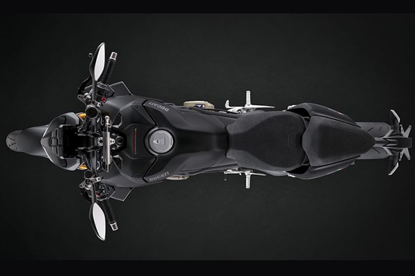 Phiên bản màu đặc biệt mới của xe có tên đầy đủ là Ducati Streetfighter V4 S Dark Stealth, mang trên mình dàn áo màu đen mờ vô cùng mạnh mẽ và ấn tượng. 