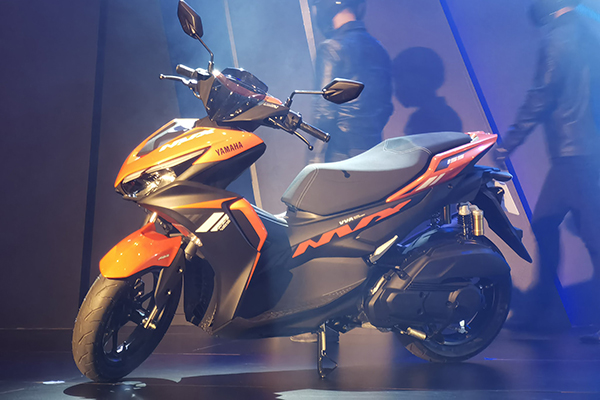 Ở phiên bản hoàn toàn mới này, Yamaha Motor Việt Nam không ra mắt bản 125cc mà chỉ ra mắt bản NVX 155cc được đổi mới toàn diện.
