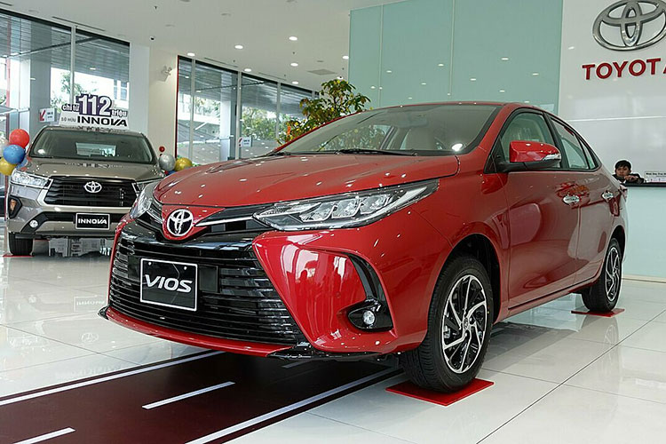 Toyota Vios giảm giá 50 triệu đồng tại Việt Nam, đấu Hyundai Accent.