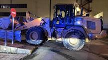Cựu nhân viên Mercedes-Benz hủy diệt nơi làm việc cũ trong đêm 31-12-2020