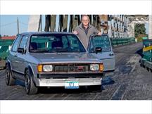 Người đàn ông này đã tốn hơn 3,2 tỷ đồng để độ chiếc Volkswagen Golf GTI 1983