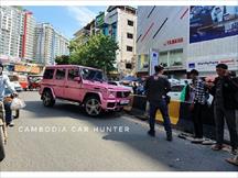 Mercedes-Benz G-Class màu hồng nữ tính bể mâm sau khi gây tai nạn giao thông