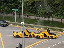 Đại gia Singapore lái Lamborghini Aventador S húc đuôi 