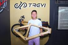 Siêu sao Quang Hải mua siêu xe đạp thương hiệu Việt