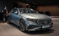 Mercedes-Benz E-Class 2024 ra mắt, giá quy đổi trên 7 tỷ đồng