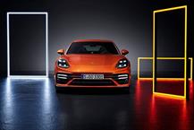 Porsche Panamera 2022 chính hãng, giá từ 5,2 tỷ đồng tại Việt Nam