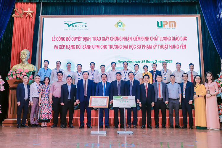 Đđại học SPKT Hưng Yên được cấp Giấy chứng nhận kiểm định chất lượng giáo dục