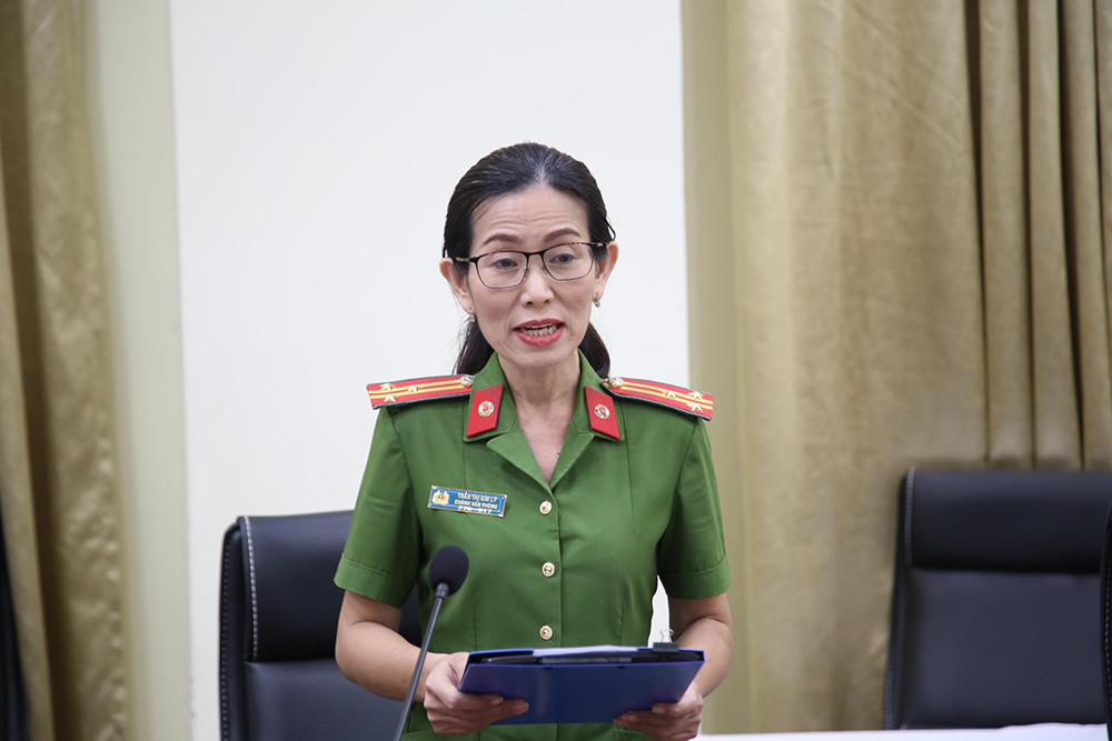  Thượng tá Trần Thị Kim Lý - Chánh văn phòng Cơ quan CSĐT Công an TP.HCM. Ảnh: Linh An