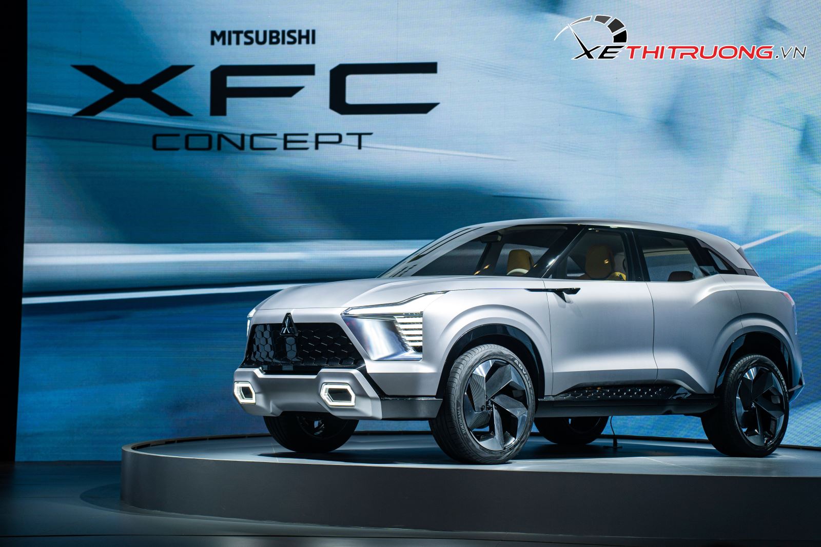 Mitsubishi XFC Concept ra mắt tại Việt Nam.