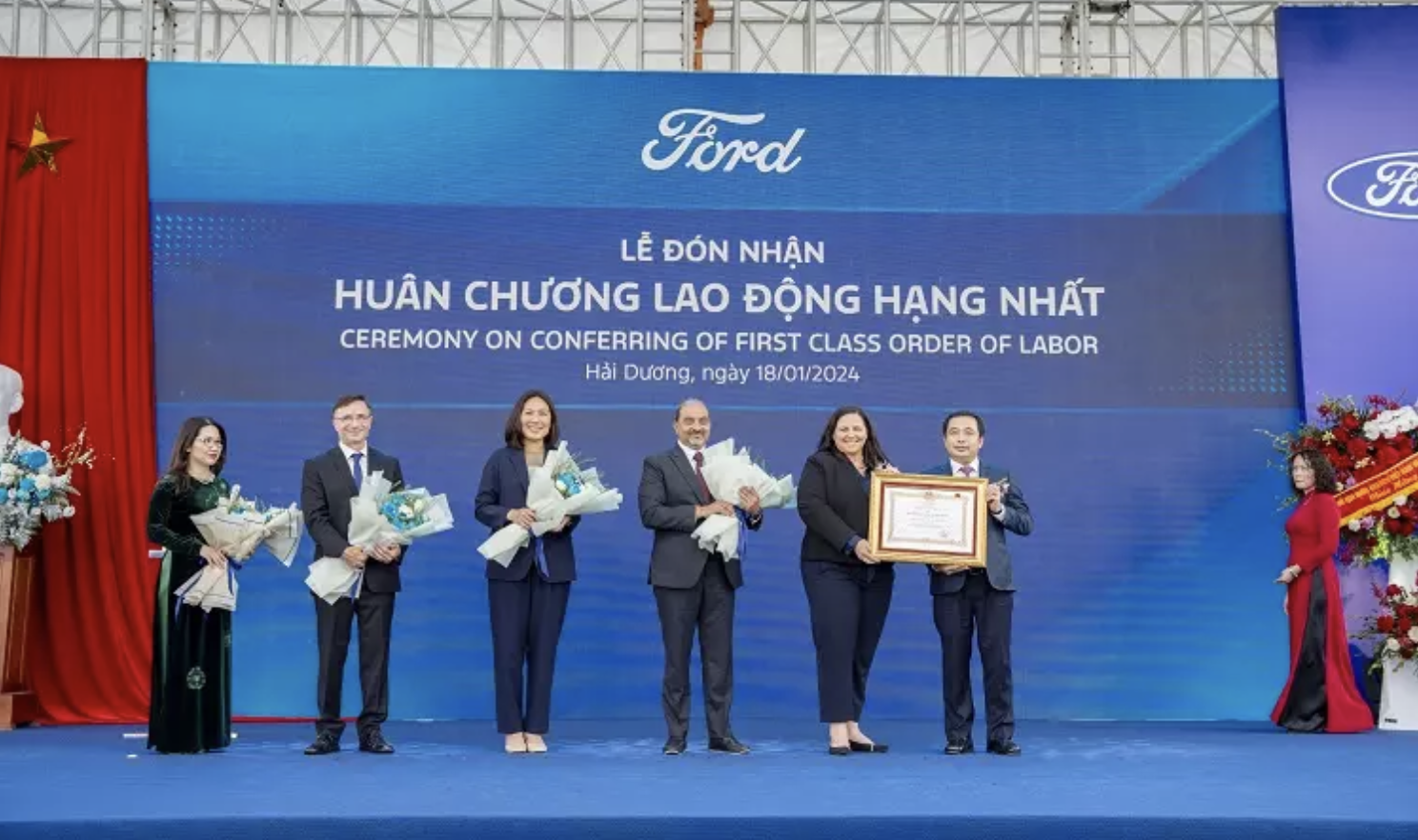 Ford Việt Nam vinh dự nhận Huân Chương Lao Động hạng Nhất từ Chính phủ Việt Nam do Chủ Tịch Nước phê duyệt