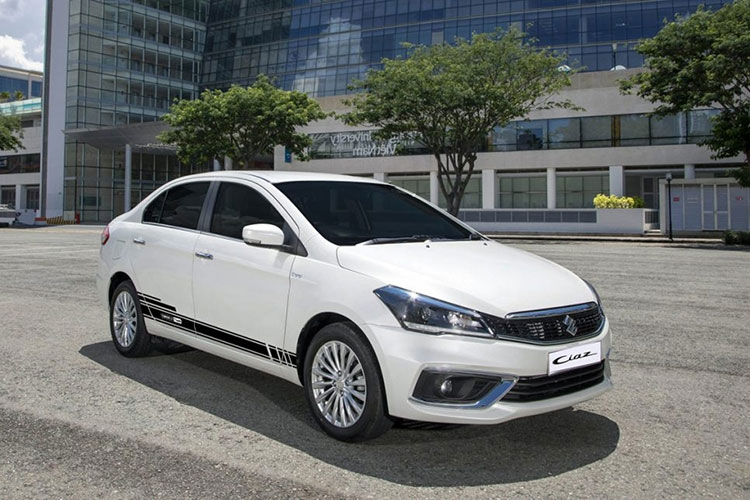Suzuki Ciaz đại hạ giá xuống dưới 500 triệu đồng.