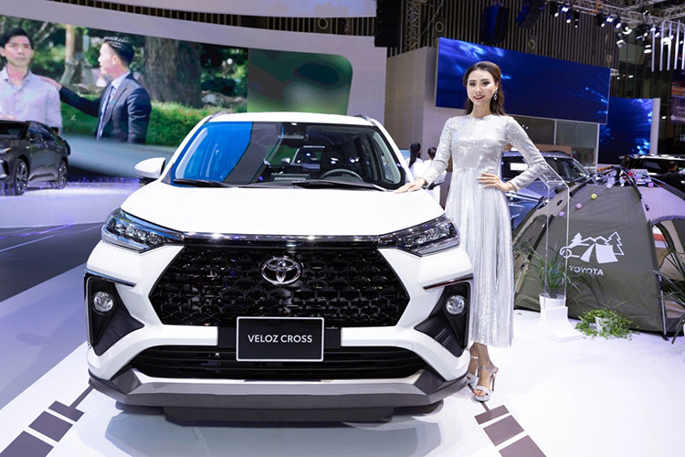  Toyota Veloz Cross trong tháng 10/2022 đạt 1.586 xe, giảm 62% so với tháng trước. 