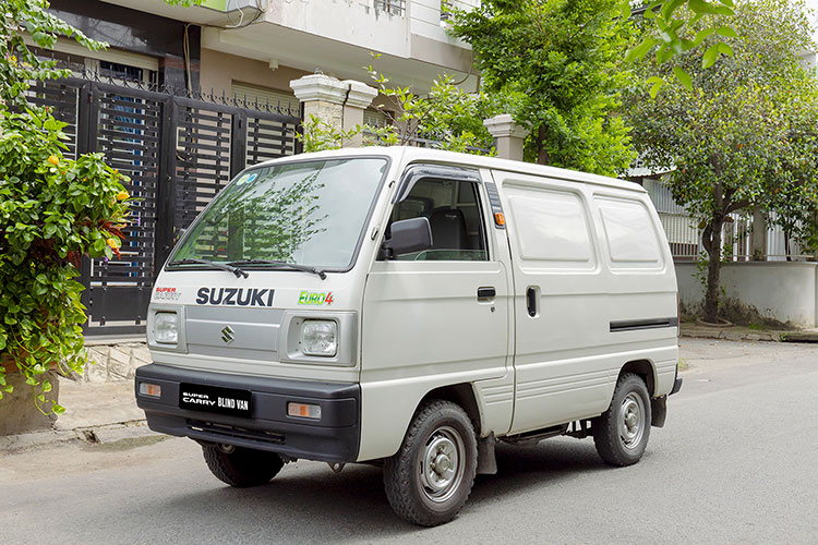 Xe tải nhẹ Suzuki gây ấn tượng với người dùng Việt về động cơ mạnh mẽ, tiết kiệm nhiên liệu và bảo vệ môi trường.