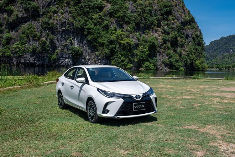 Toyota Vios đang được giảm 50% lệ phí trước bạ, giá trị lên tới 36 triệu đồng cho khách mua xe.