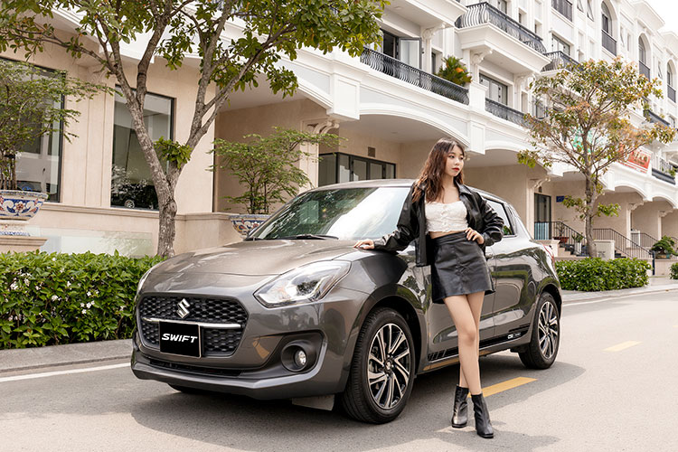 Suzuki Swift vẫn luôn là mẫu xe được nhiều khách hàng Việt Nam tin chọn bởi ngoại hình cá tính và thiết kế “hướng ngoại”.