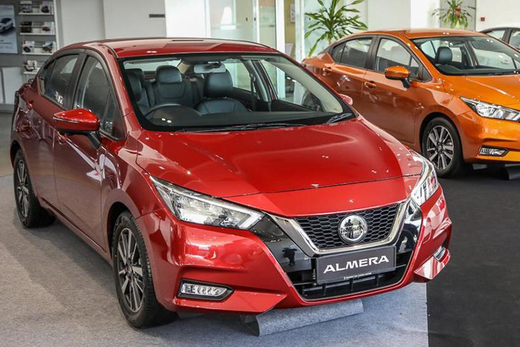 Nissan Almera đang giảm giá gần 40 triệu đồng tại đại lý dịp cuối năm.