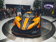 Apollo Intensa Emozione thứ hai ra mắt ấn tượng với màu áo cam độc đáo