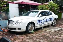 Đại gia Hà Nội dùng xe Bentley bạc tỷ đi bán phở câu khách