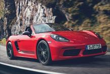 Gần 13.000 xe Porsche nguy cơ 