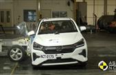 Daihatsu của Toyota tạm dừng sản xuất và phân phối xe trên toàn cầu