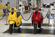 VinFast bàn giao lô xe máy điện Evo200 đầu tiên tại nhà máy Hải Phòng