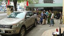 Xe bán tải chở 15 bao ma túy đá bị Công an Quảng Bình bắt giữ trong một chuyên án