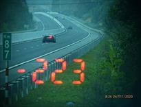 Tài xế lái BMW tốc độ  hơn 200km/h trên cao tốc Bắc Giang-Lạng Sơn bị phạt 11 triệu đồng