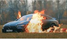 Nga: bức xúc đốt xe Mercedes-AMG GT 63S hơn 8 tỷ đồng