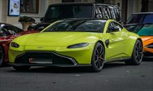 Aston Martin Vantage thế hệ mới xuất hiện ấn tượng trên phố cuối tuần
