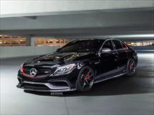 Ngắm nhìn siêu phẩm Mercedes-AMG C63 S đen bí hiểm và ngập tràn carbon