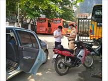 Tài xế “ngụy trang” hành khách thành người nhà để chở từ Hà Nội về Nghệ An bất chấp lệnh cấm