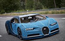 'Điên rồ' siêu xe Bugatti làm từ 1 triệu mảnh Lego, chạy bon bon trên đường