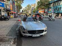 Mercedes-Benz SLS AMG tái xuất giang hồ được cầm lai bởi ông trùm cà phê Trung Nguyên