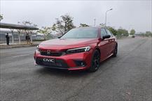 Honda Civic 2022 lộ diện khi chạy thử, ngày ra mắt không xa