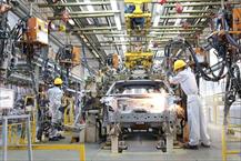 Đề xuất gia hạn 20.000 tỷ đồng tiền thuế cho ô tô sản xuất trong nước