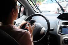 Sử dụng điện thoại khi lái xe năm 2022, mức phạt cao nhất tới 3 triệu đồng