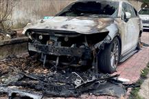 Điều tra nguyên nhân xe Mazda CX-5 bị thiêu rụi trên vỉa hè ở TP HCM