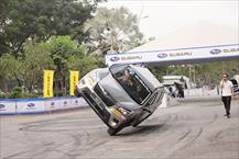 Siêu trình diễn ô tô mạo hiểm Subaru Russ Swift sẽ trở lại Việt Nam