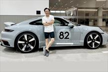 Cường Đô la đi xe đạp đến showroom bóc tem Porsche 911 Sport Classic hơn 21 tỷ