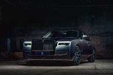 Rolls-Royce Ghost Black Badge 2022 nặng 45kg và là màu sơn đen đậm nhất
